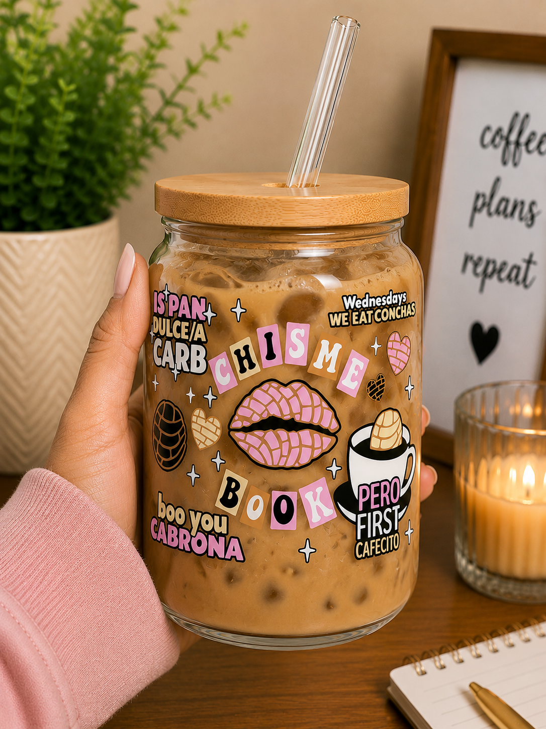 Chisme Book & Cafecito Glass Cup | 16oz Latina Coffee